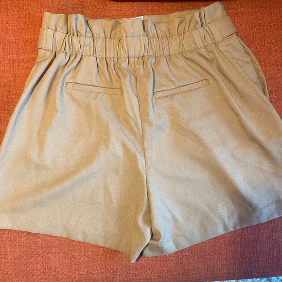 Banana Republic trouser shorts - Picture 5 of 5